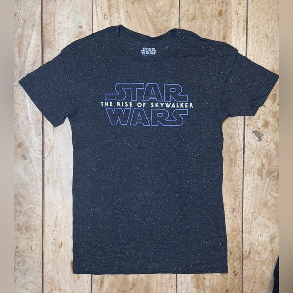 Star Wars: The Rise Of Skywalker T-shirt - Picture 1 of 4